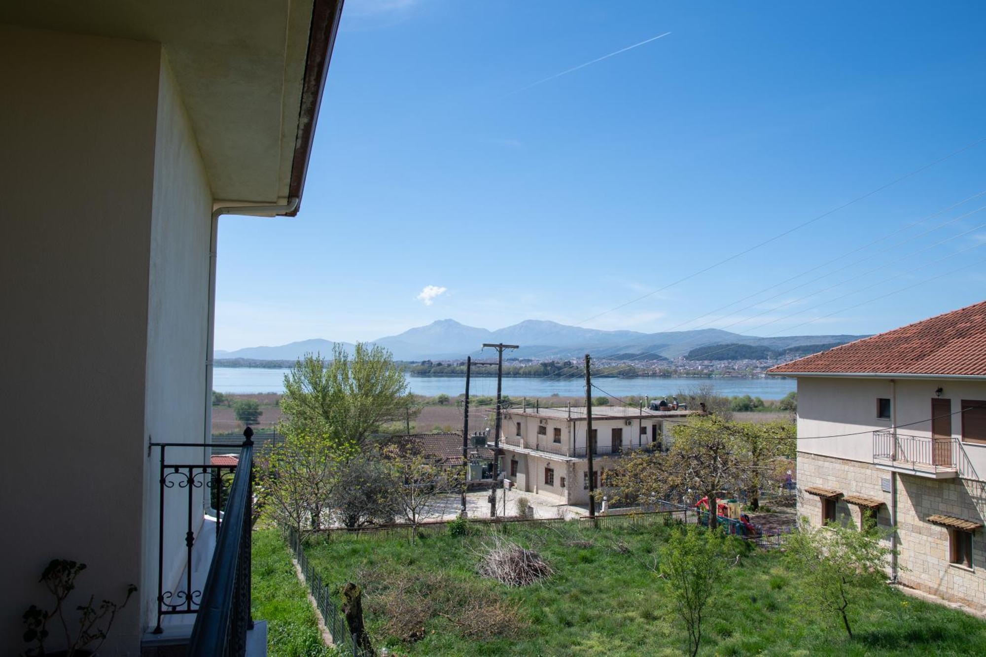 Lake House Янина Екстериор снимка